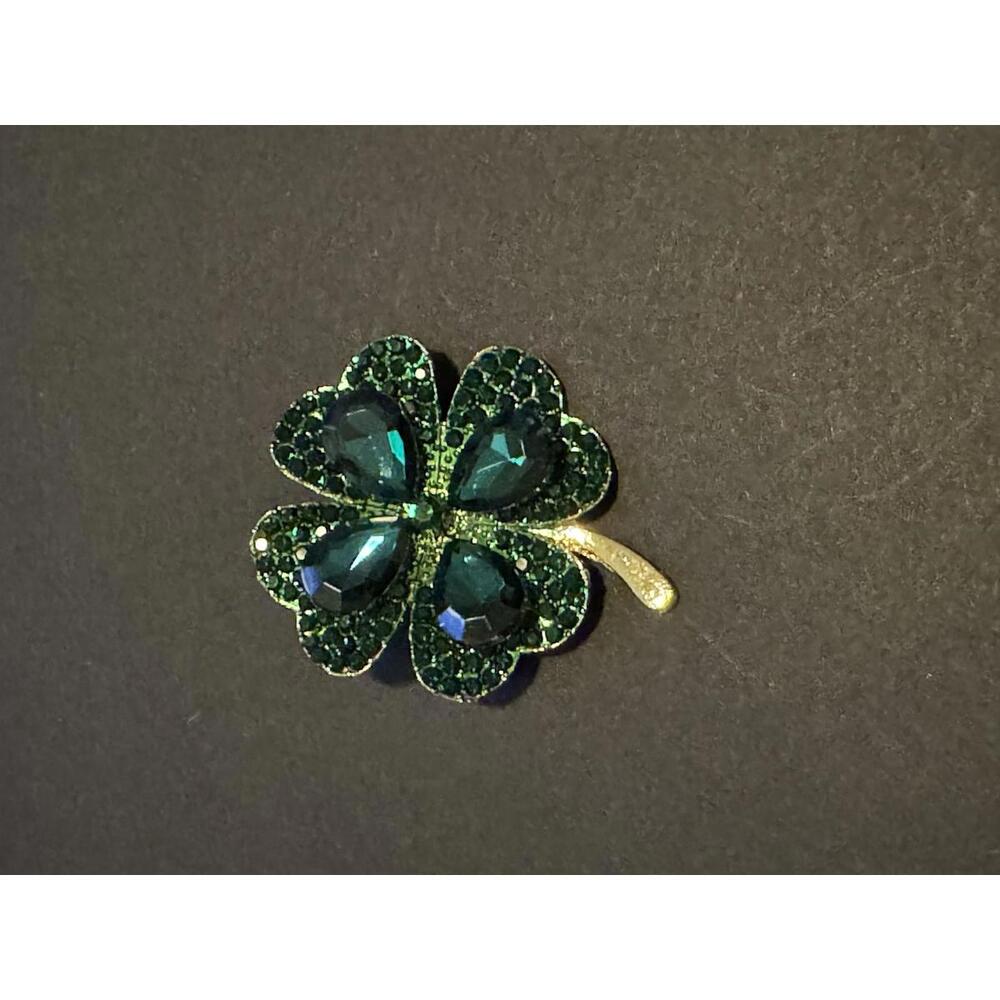 Vintage Green Crystal Four-Leaf Clover Brooch